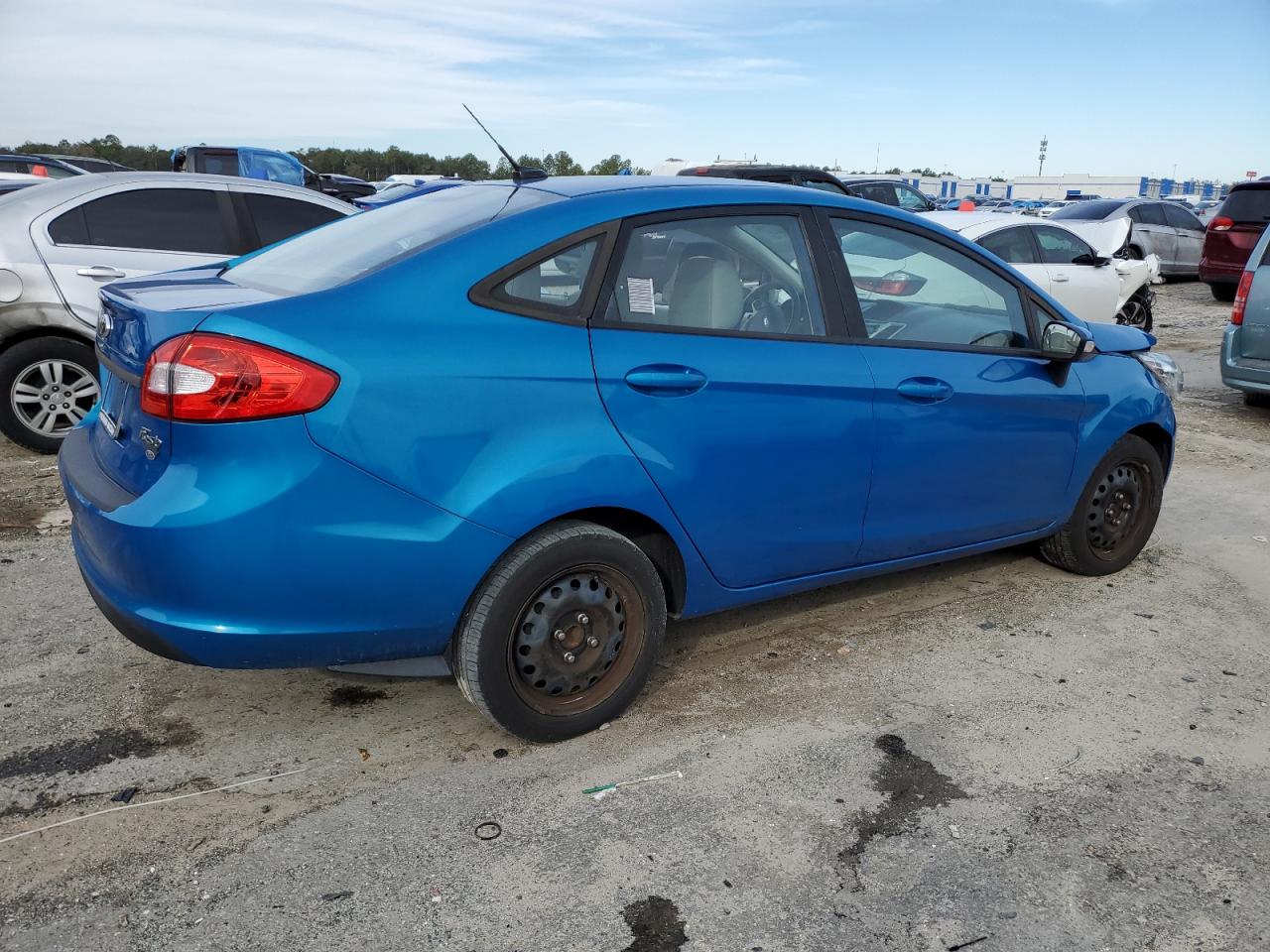 2013 Ford Fiesta VIN 3FADP4BJ4DM158067 Copart auction photo, front end damage thumbnail 3