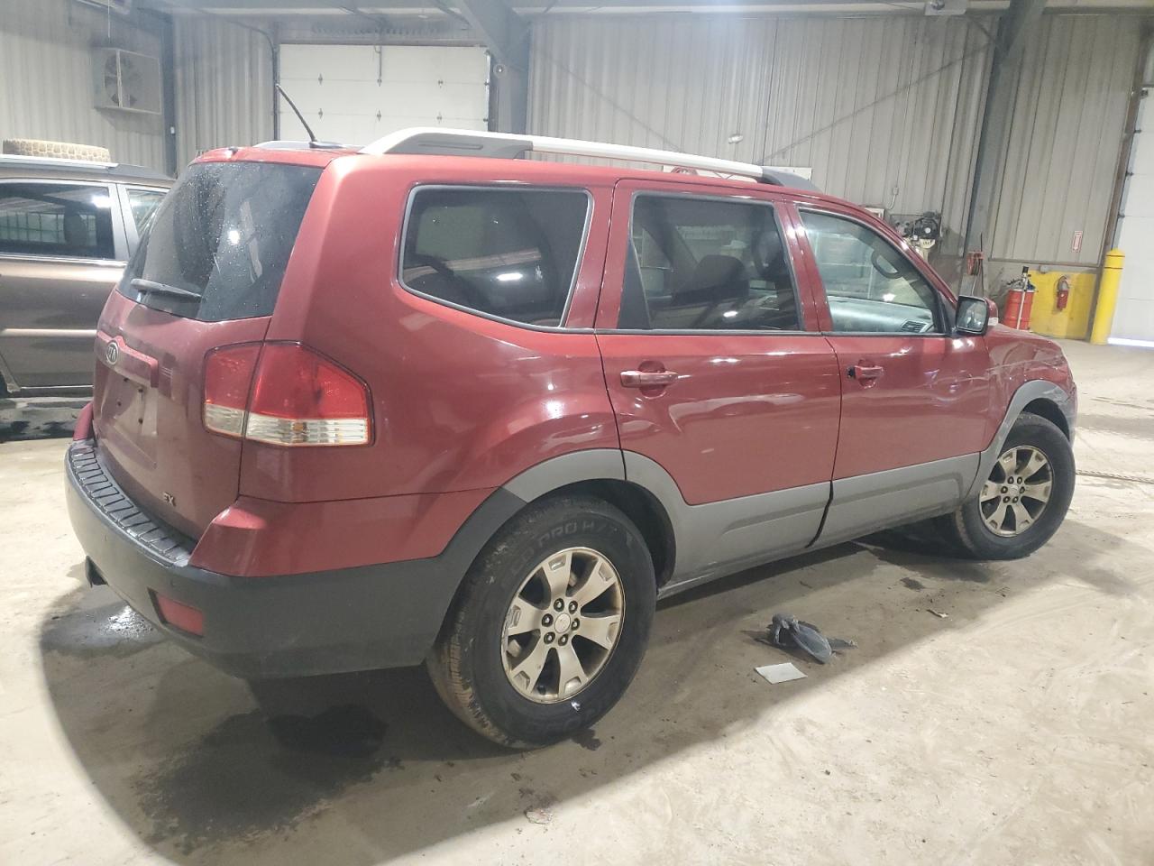 2009 KIA Mohave (borrego) VIN KNDJH741495034922 Copart auction photo, side / minor dent/scratches damage thumbnail 3