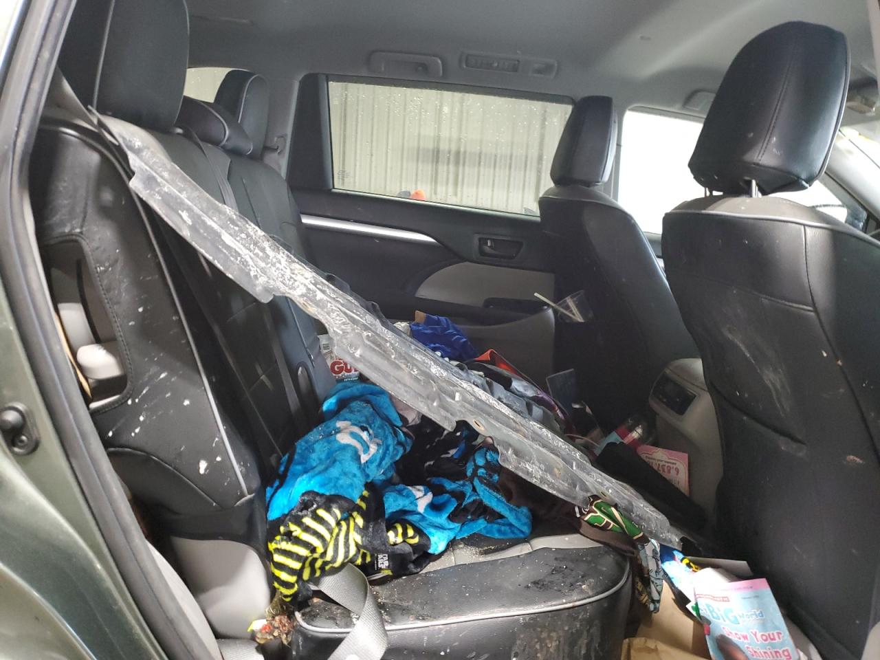 2016 Toyota Highlander VIN 5TDBKRFH3GS267161 Copart auction photo, front end damage thumbnail 11