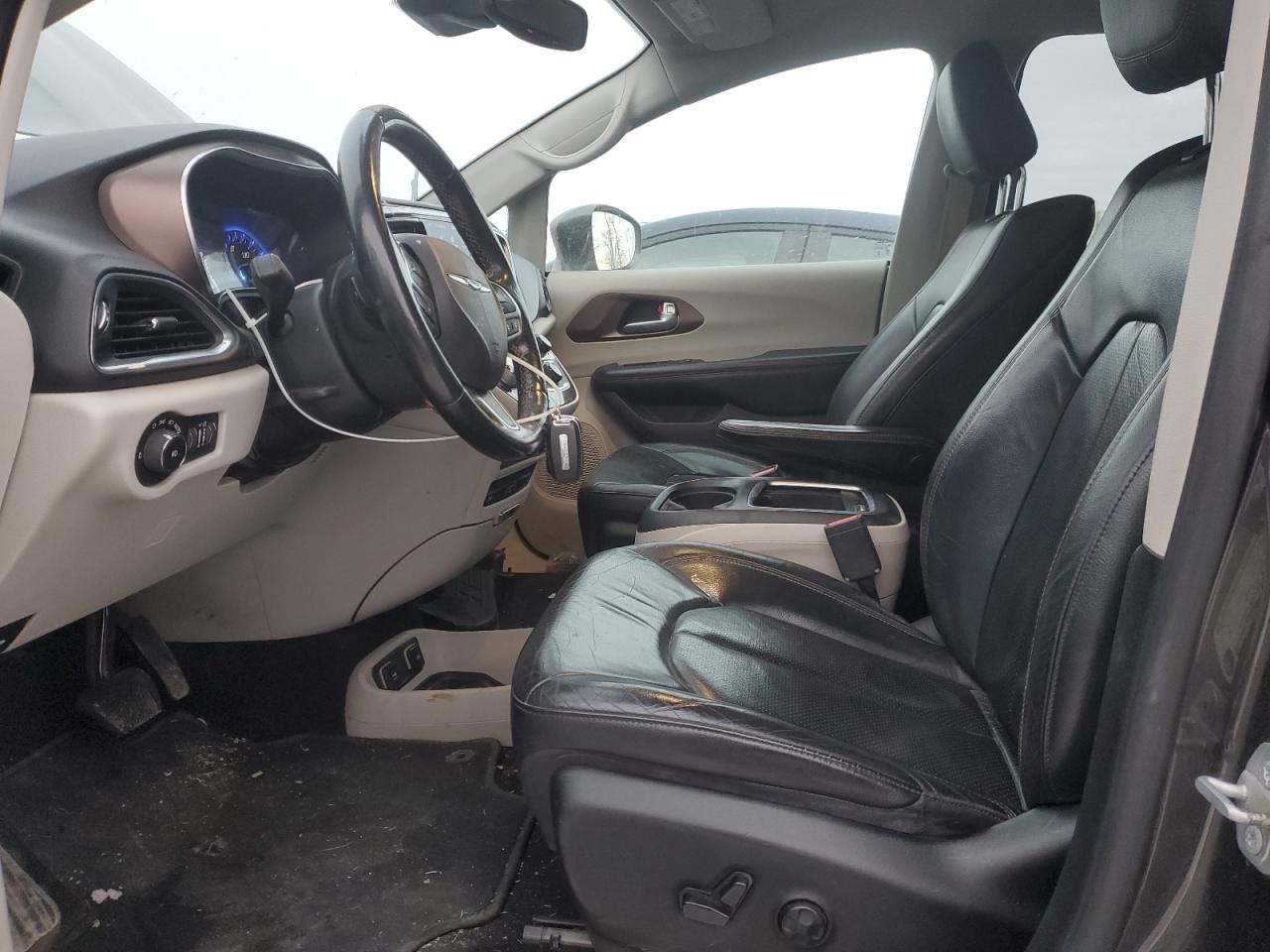 2019 Chrysler Pacifica VIN 2C4RC1EGXKR541334 Copart auction photo, front end / side damage thumbnail 7