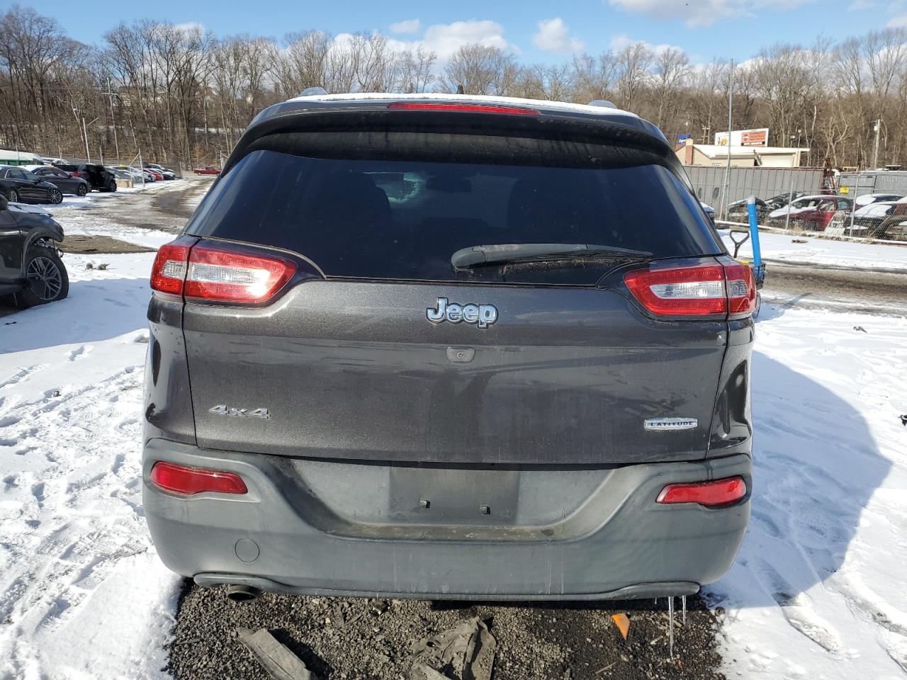2016 Jeep Grand Cherokee VIN 1C4PJMCB9GW145450 Copart auction photo, rear end / minor dent/scratches damage thumbnail 6