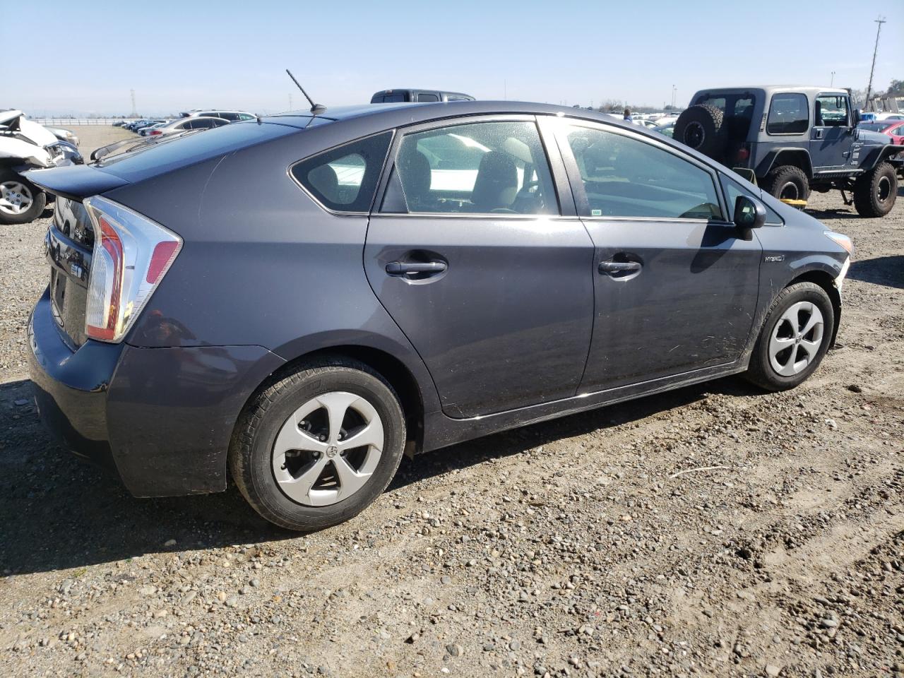 2015 Toyota Prius VIN JTDKN3DU7F0473668 Copart auction photo, front end damage thumbnail 3