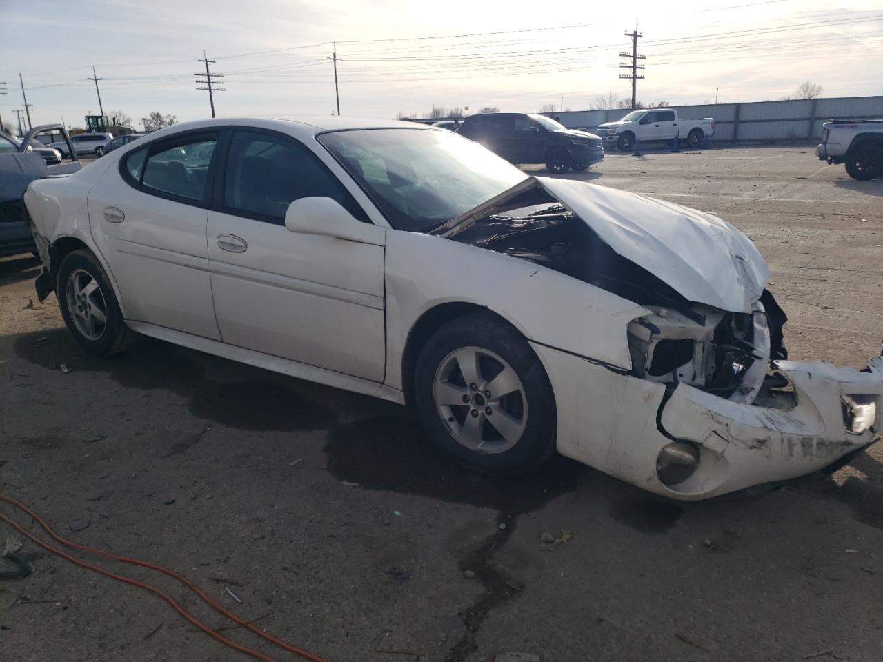 2005 Pontiac Grand Prix VIN 2G2WP522351136933 Copart auction photo, all over / mechanical damage thumbnail 4