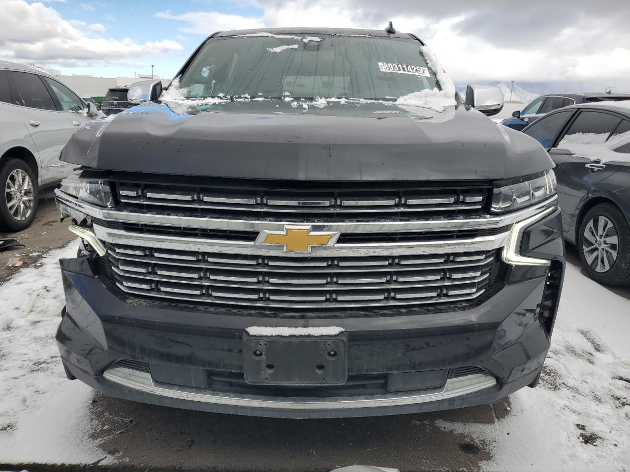 2022 Chevrolet Suburban VIN 1GNSKFKD5NR100773 Copart auction photo, front end damage thumbnail 5