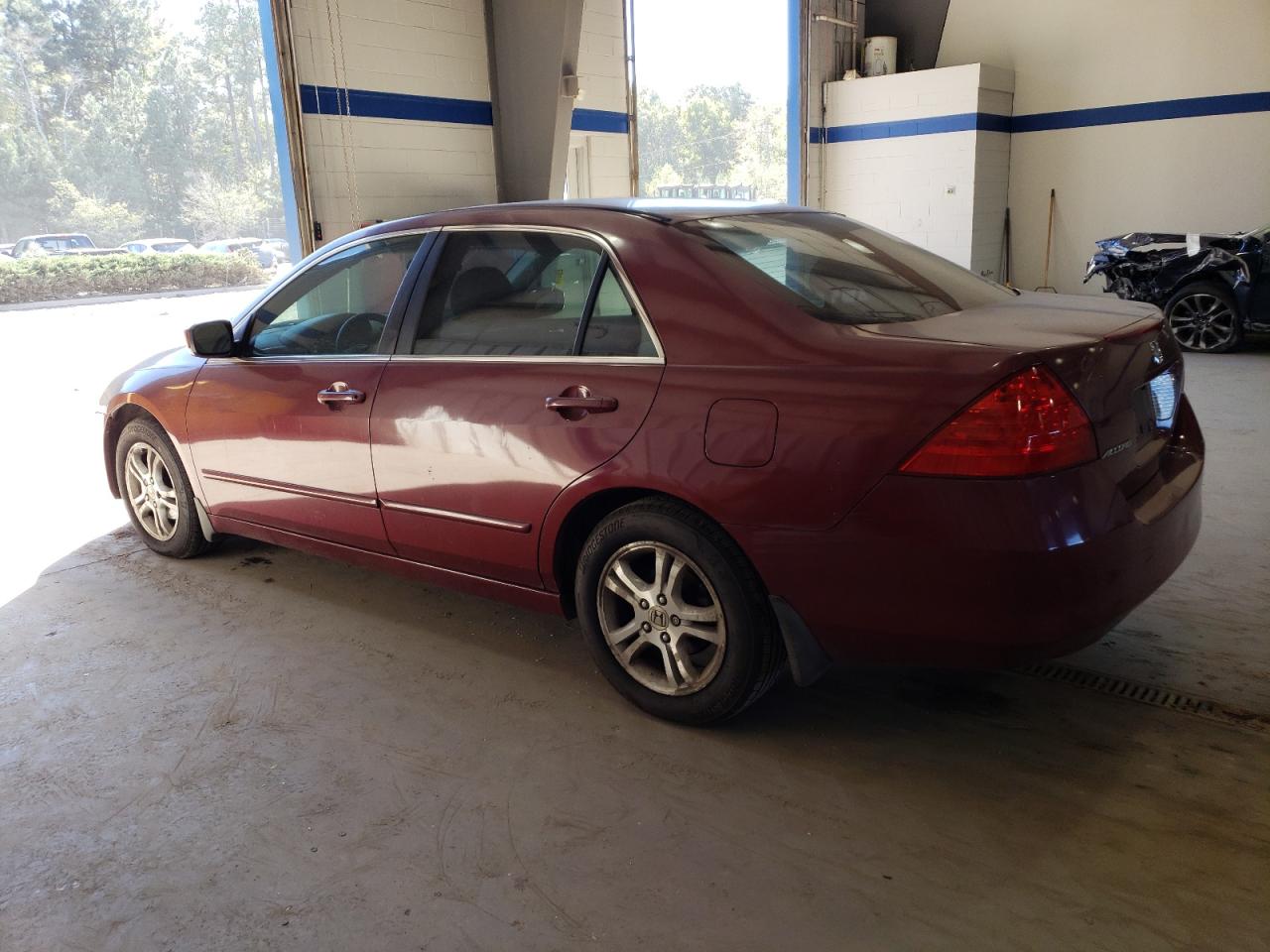 2006 Honda Accord VIN 1HGCM56396A013902 Copart auction photo, side damage thumbnail 2