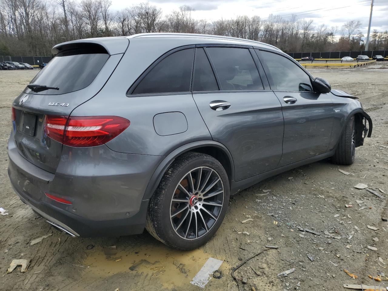 2018 Mercedes-Benz GLC VIN WDC0G6EB1JV031037 Copart auction photo, front end damage thumbnail 3