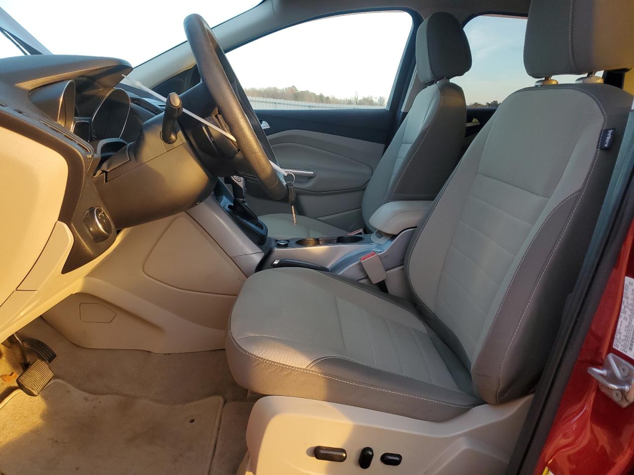 2016 Ford Escape VIN 1FMCU0GX3GUC52344 Copart auction photo, rear end / minor dent/scratches damage thumbnail 7