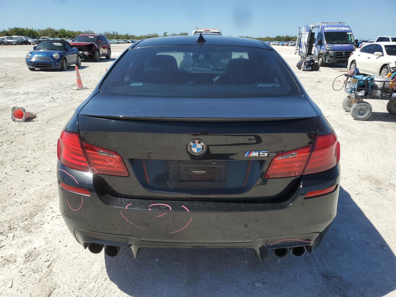 2013 BMW M5 VIN WBSFV9C58DC772542 Copart auction photo, front end / undercarriage damage thumbnail 6