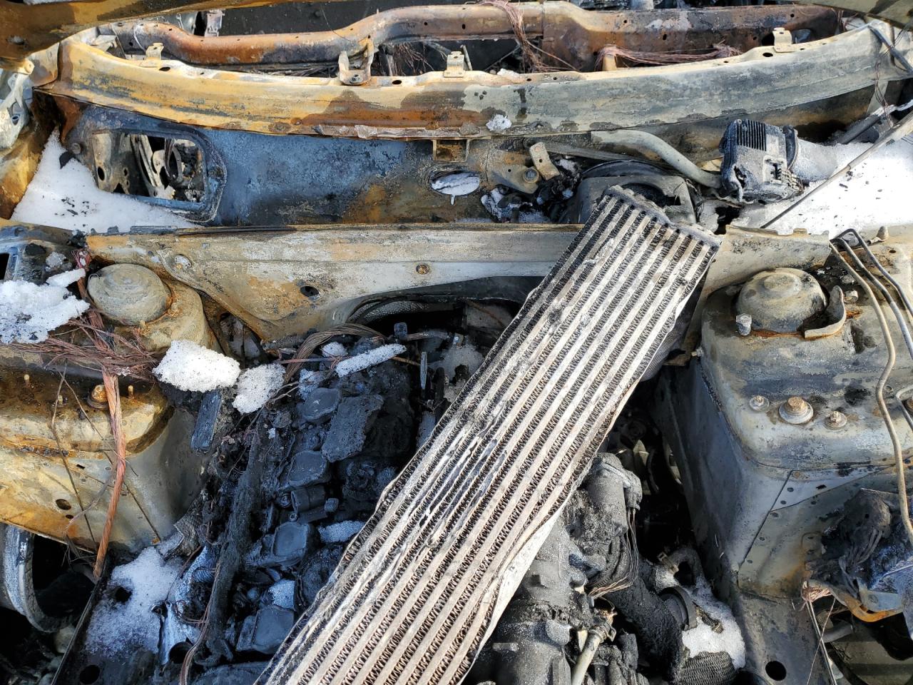 2013 Audi A5 VIN WAUCFAFR8DA041965 Copart auction photo, burn - interior / burn - engine damage thumbnail 11