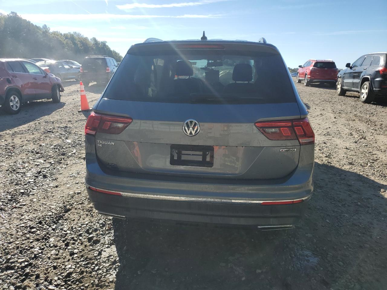 2020 Volkswagen Tiguan VIN 3VV2B7AX4LM018348 Copart auction photo, front end damage thumbnail 6