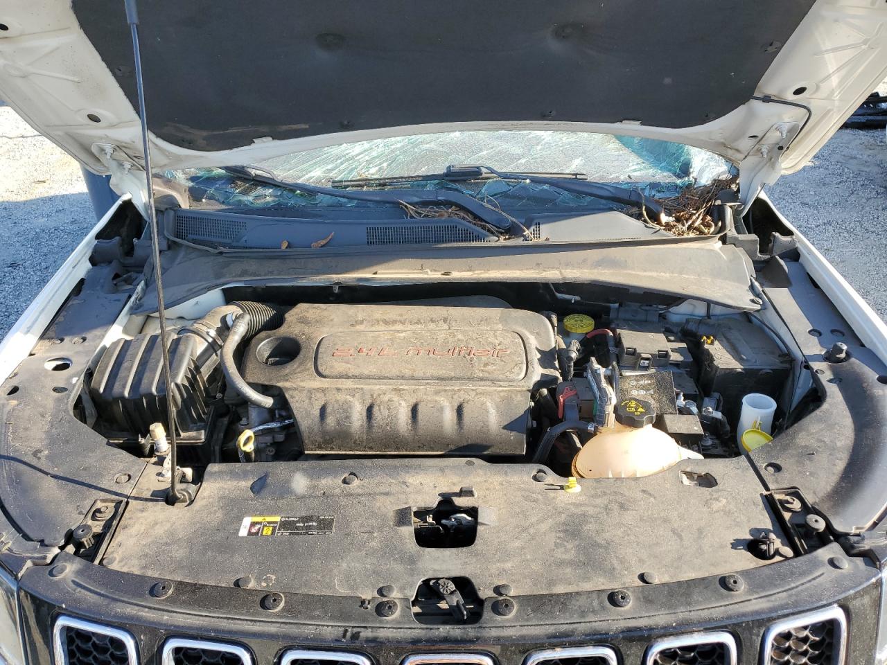 2018 Jeep Compass VIN 3C4NJCAB4JT226910 Copart auction photo, top/roof damage thumbnail 11
