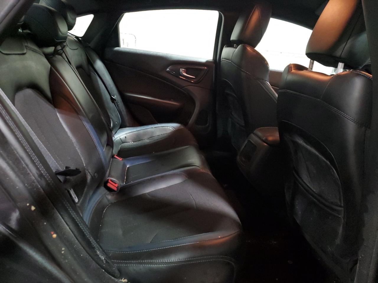 2015 Chrysler 200 VIN 1C3CCCBB9FN505720 Copart auction photo, rollover / all over damage thumbnail 11