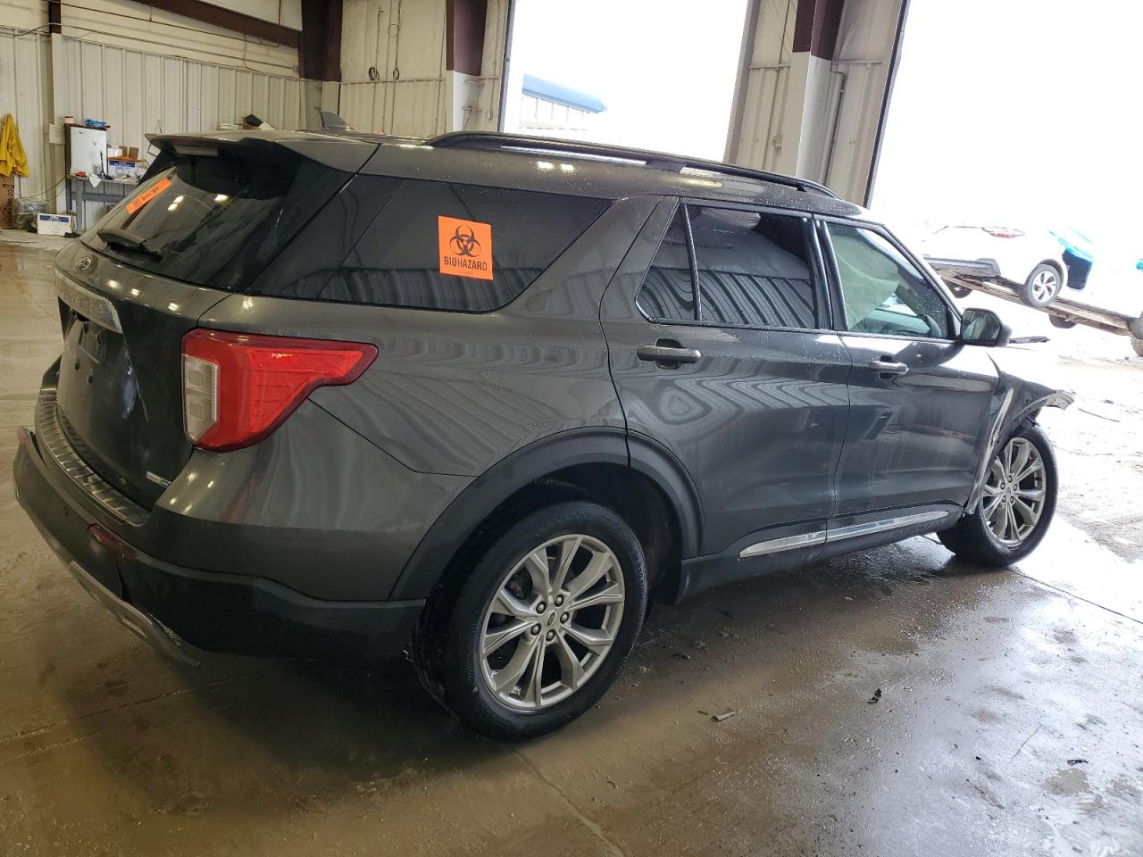 2020 Ford Explorer VIN 1FMSK8DH9LGC33335 Copart auction photo, front end / side damage thumbnail 3