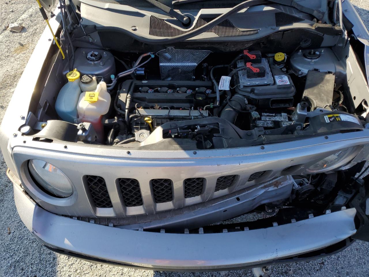 2016 Jeep Liberty (Patriot) VIN 1C4NJPFA6GD726265 Copart auction photo, front end damage thumbnail 12