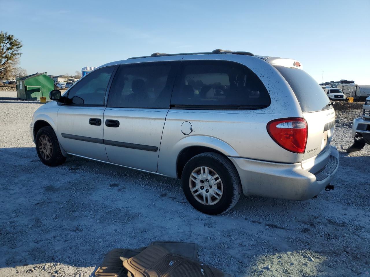 2006 Dodge Caravan VIN 1D4GP24R36B596039 Copart auction photo, front end / side damage thumbnail 2