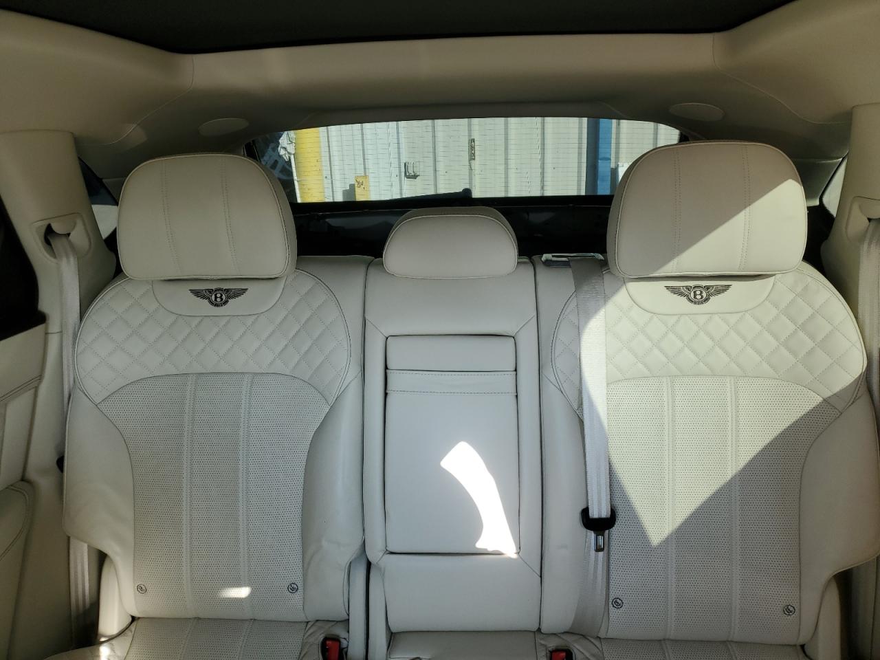 2017 Bentley Bentayga VIN SJAAC2ZVXHC016000 Copart auction photo, front end / rear end damage thumbnail 10