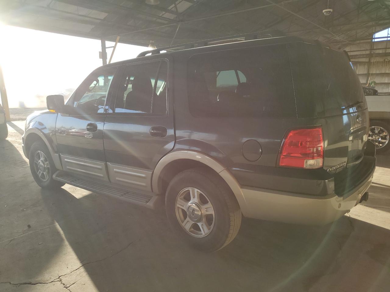 2006 Ford Expedition VIN 1FMFU18526LA76553 Copart auction photo, side damage thumbnail 2