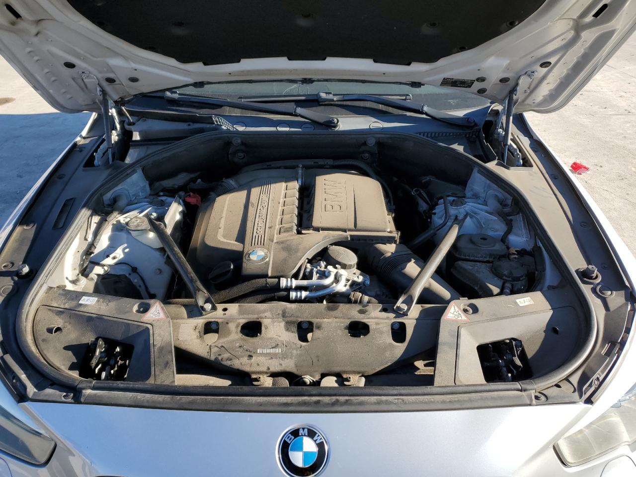2014 BMW 5er VIN WBA5M4C55ED183577 Copart auction photo, rear end damage thumbnail 11