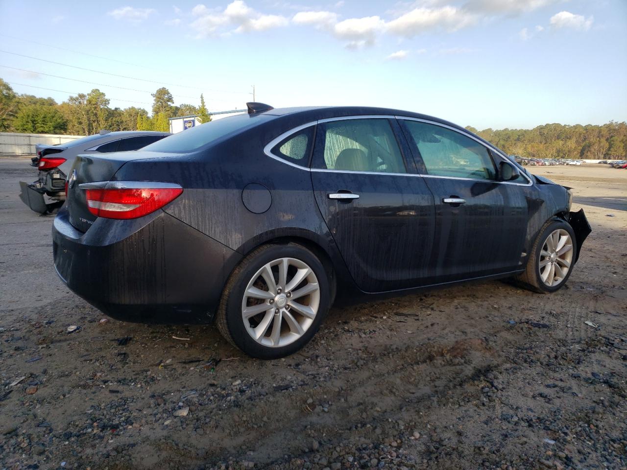 2015 Buick Verano VIN 1G4PS5SK6F4138059 Copart auction photo, front end damage thumbnail 3