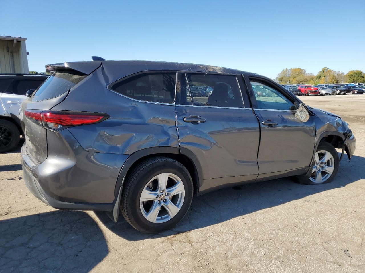 2021 Toyota Highlander VIN 5TDCZRBH3MS531982 Copart auction photo, rollover damage thumbnail 3