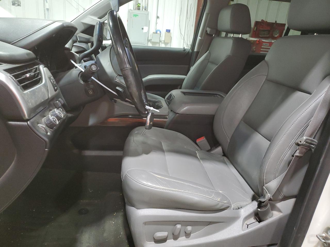 2015 Chevrolet Tahoe VIN 1GNSKBKC6FR200771 Copart auction photo, front end damage thumbnail 7