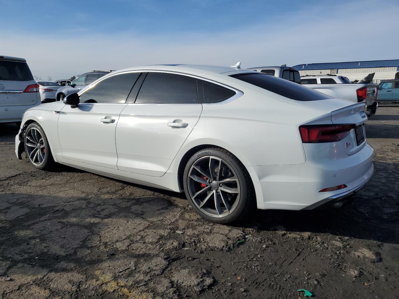 2018 Audi RS5 VIN WAUC4CF56JA037620 Copart auction photo, front end damage thumbnail 2