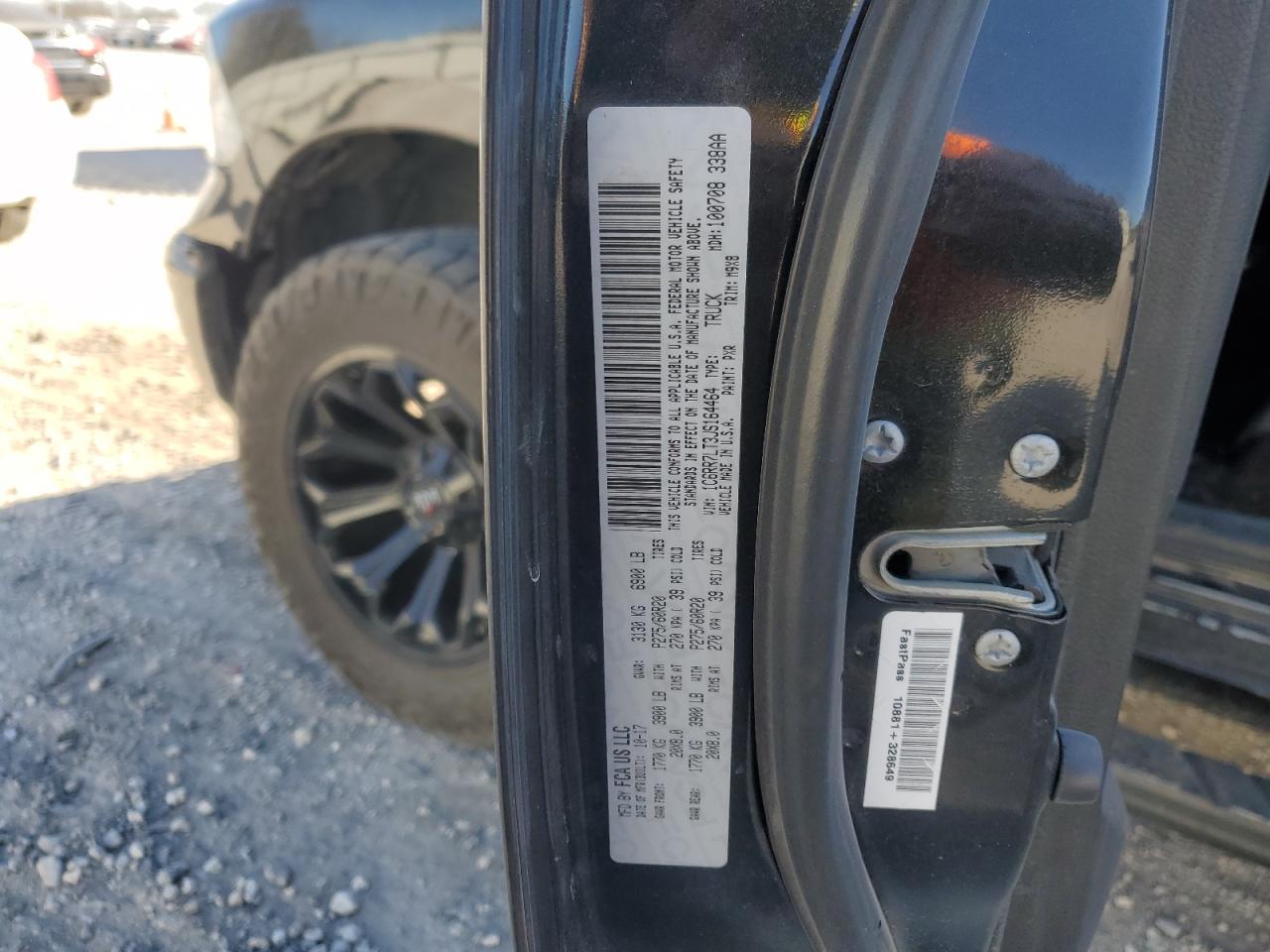 2018 RAM 1500 VIN 1C6RR7LT3JS164464 Copart auction photo, front end / side damage thumbnail 14