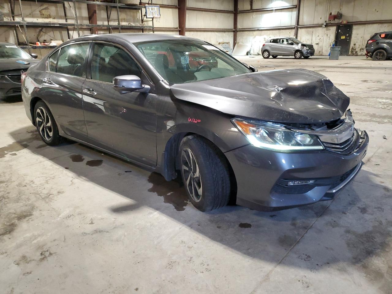 2017 Honda Accord VIN 1HGCR2F73HA044388 Copart auction photo, front end / minor dent/scratches damage thumbnail 4