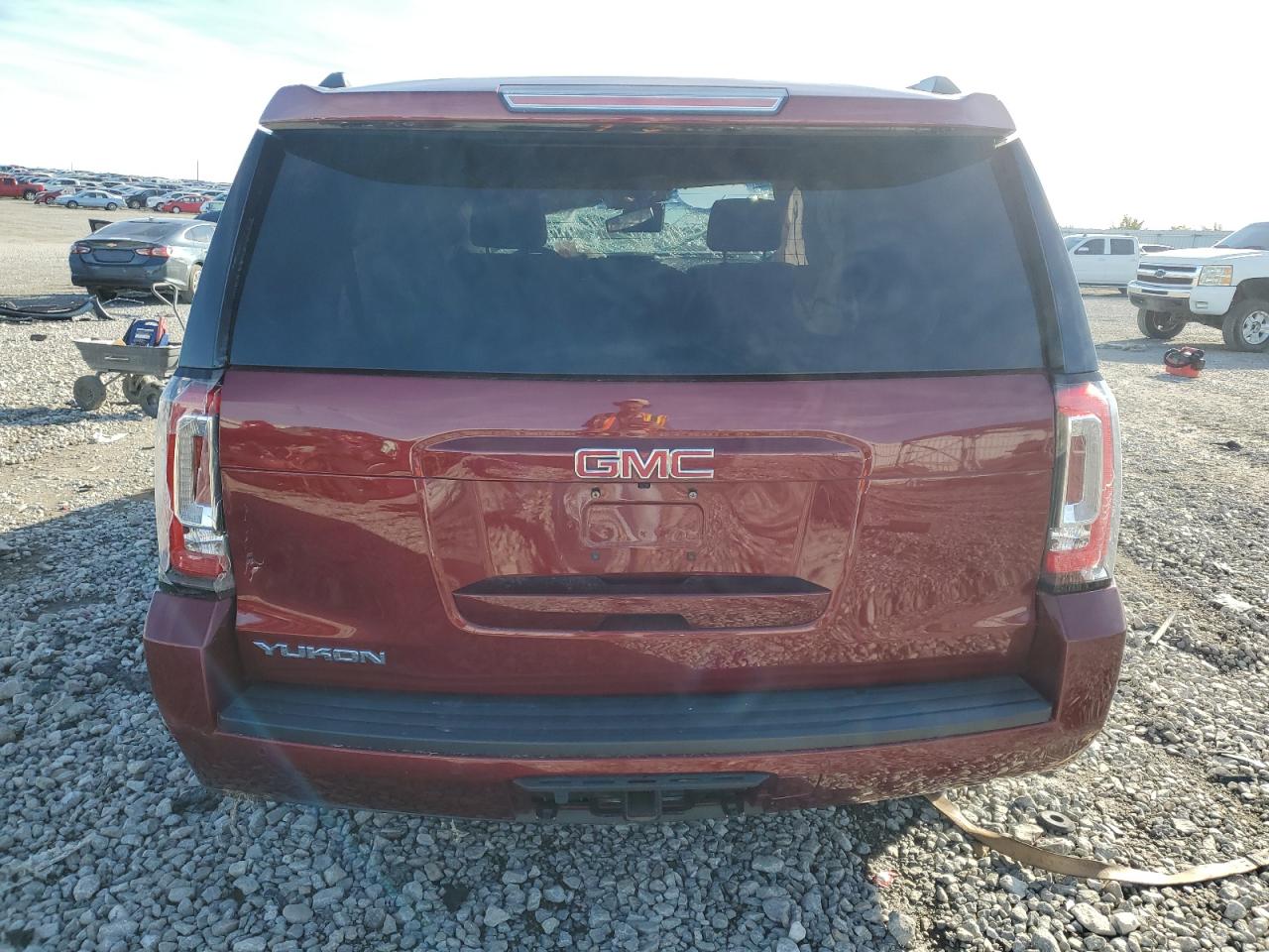 2018 GMC Yukon VIN 1GKS2BKC2JR209151 Copart auction photo, all over / minor dent/scratches damage thumbnail 6