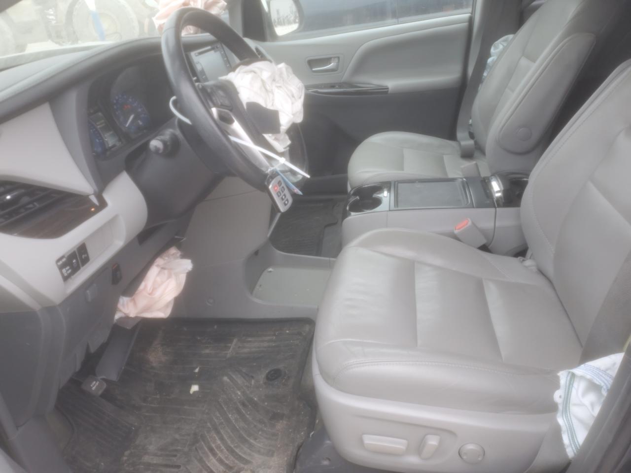 2018 Toyota Sienna VIN 5TDYZ3DC1JS958089 Copart auction photo, front end damage thumbnail 7