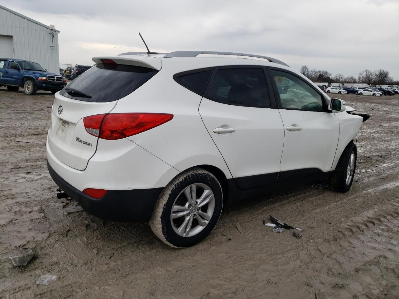 2013 Hyundai Tucson VIN KM8JU3AC0DU716149 Copart auction photo, front end / minor dent/scratches damage thumbnail 3
