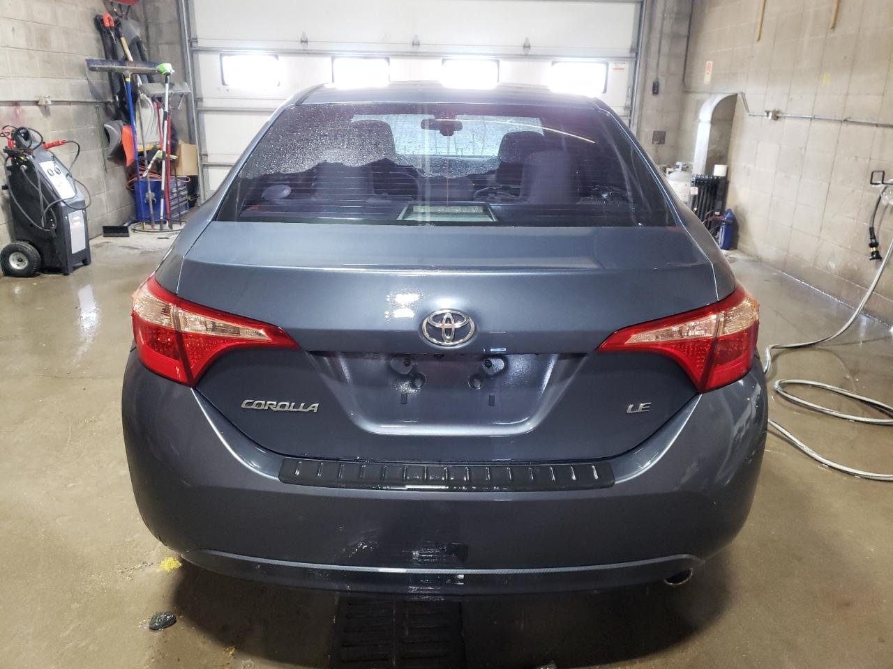 2017 Toyota Corolla VIN 5YFBURHE9HP700652 Copart auction photo, front end / rear end damage thumbnail 6