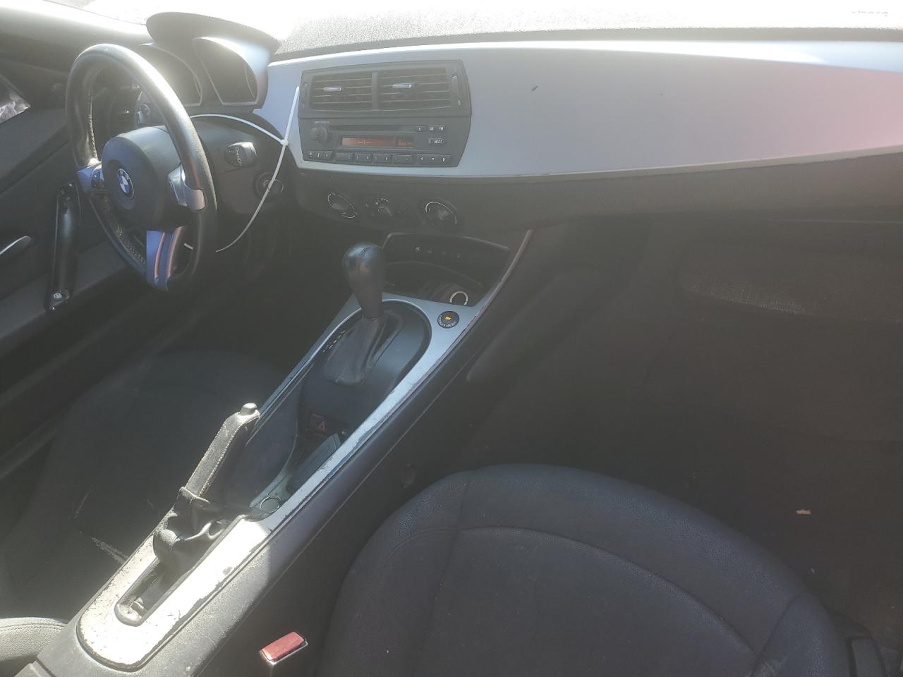 2005 BMW Z4 VIN 4USBT33565LS56118 Copart auction photo, mechanical damage thumbnail 8