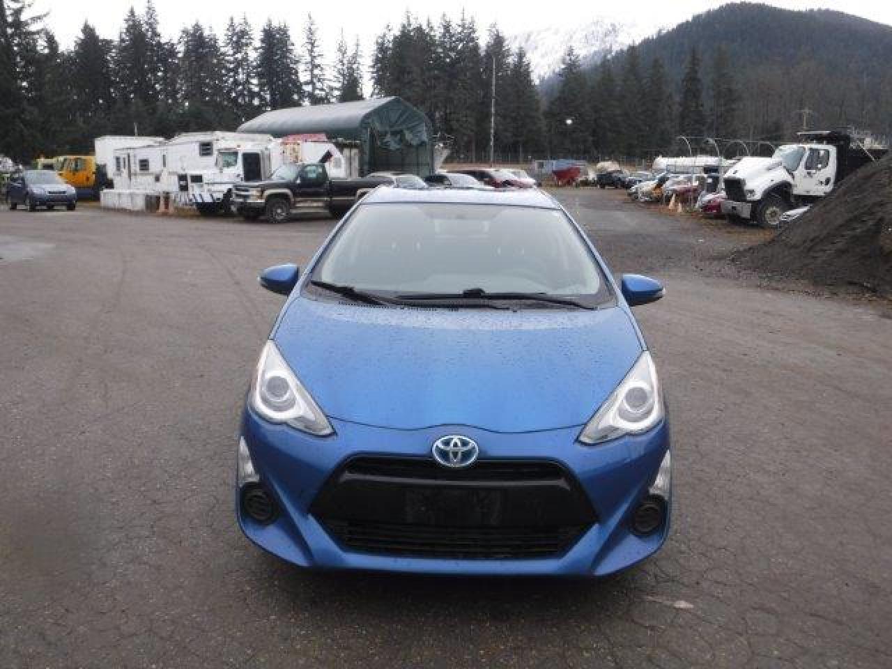 2015 Toyota Prius VIN JTDKDTB3XF1086491 Copart auction photo, rear end damage thumbnail 5