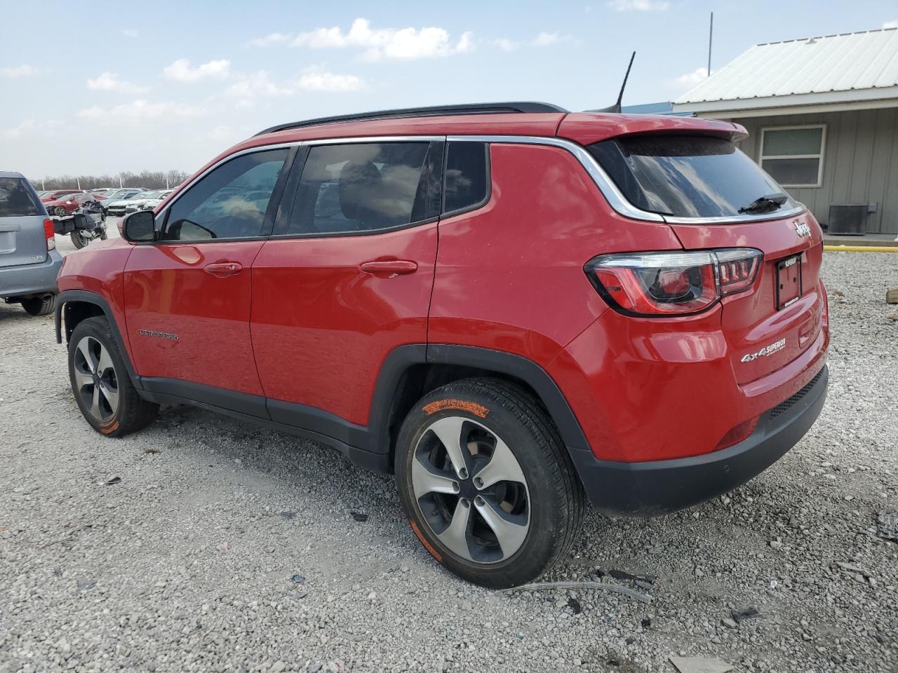 2020 Jeep Compass VIN 3C4NJDBB1LT100320 Copart auction photo, front end damage thumbnail 2