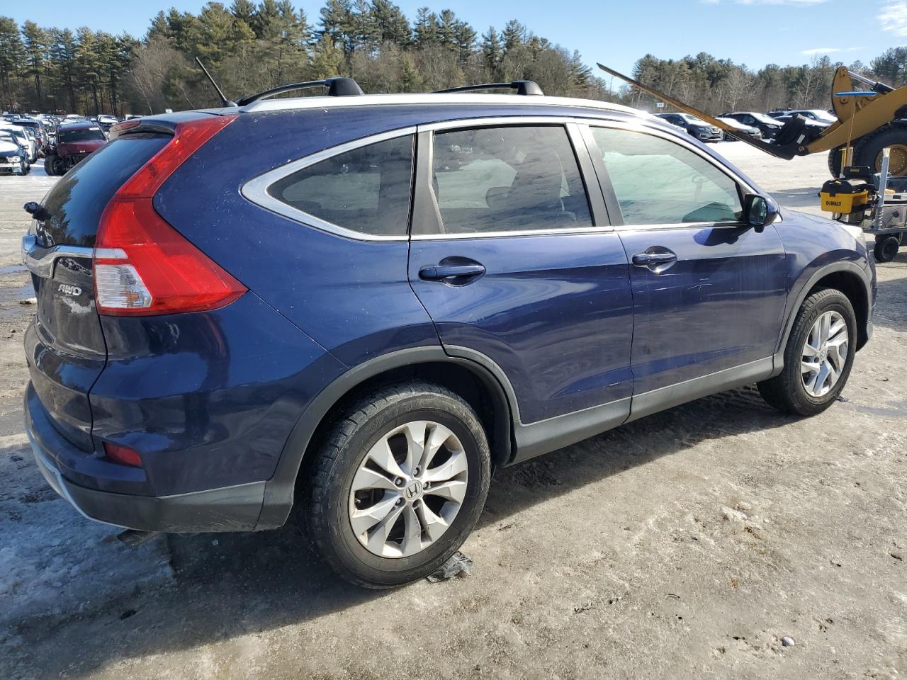 2016 Honda CR-V VIN 5J6RM4H58GL090925 Copart auction photo, front end / minor dent/scratches damage thumbnail 3