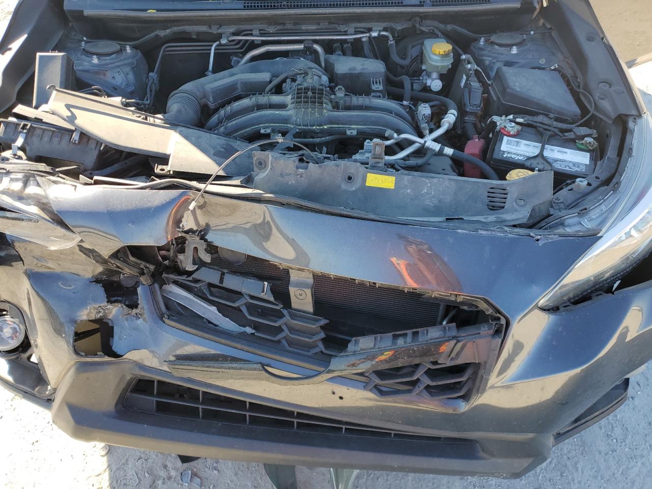 2018 Subaru XV VIN JF2GTADCXJH323380 Copart auction photo, front end / minor dent/scratches damage thumbnail 13