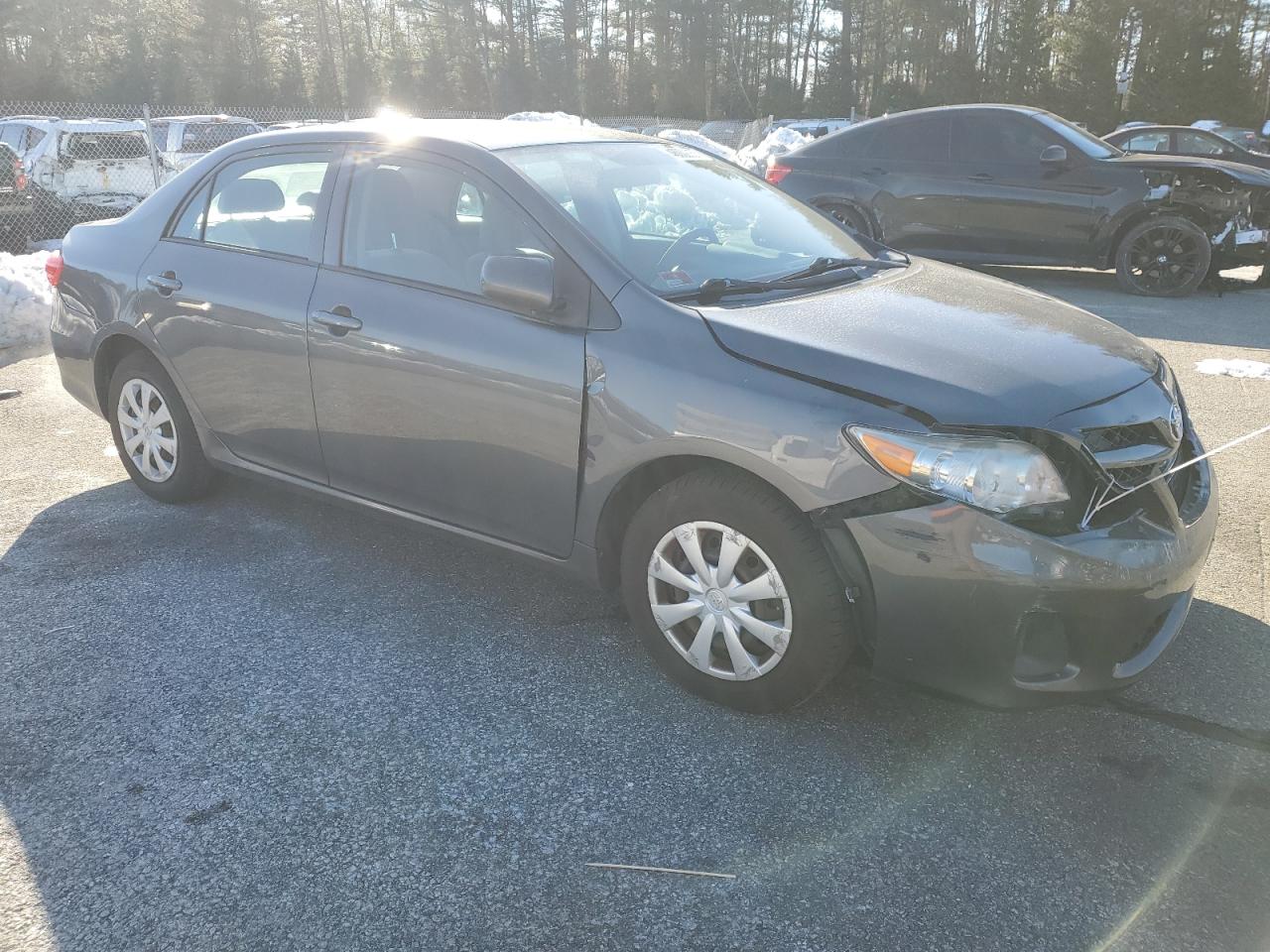 2012 Toyota Corolla VIN 2T1BU4EE5CC756832 Copart auction photo, front end / minor dent/scratches damage thumbnail 4