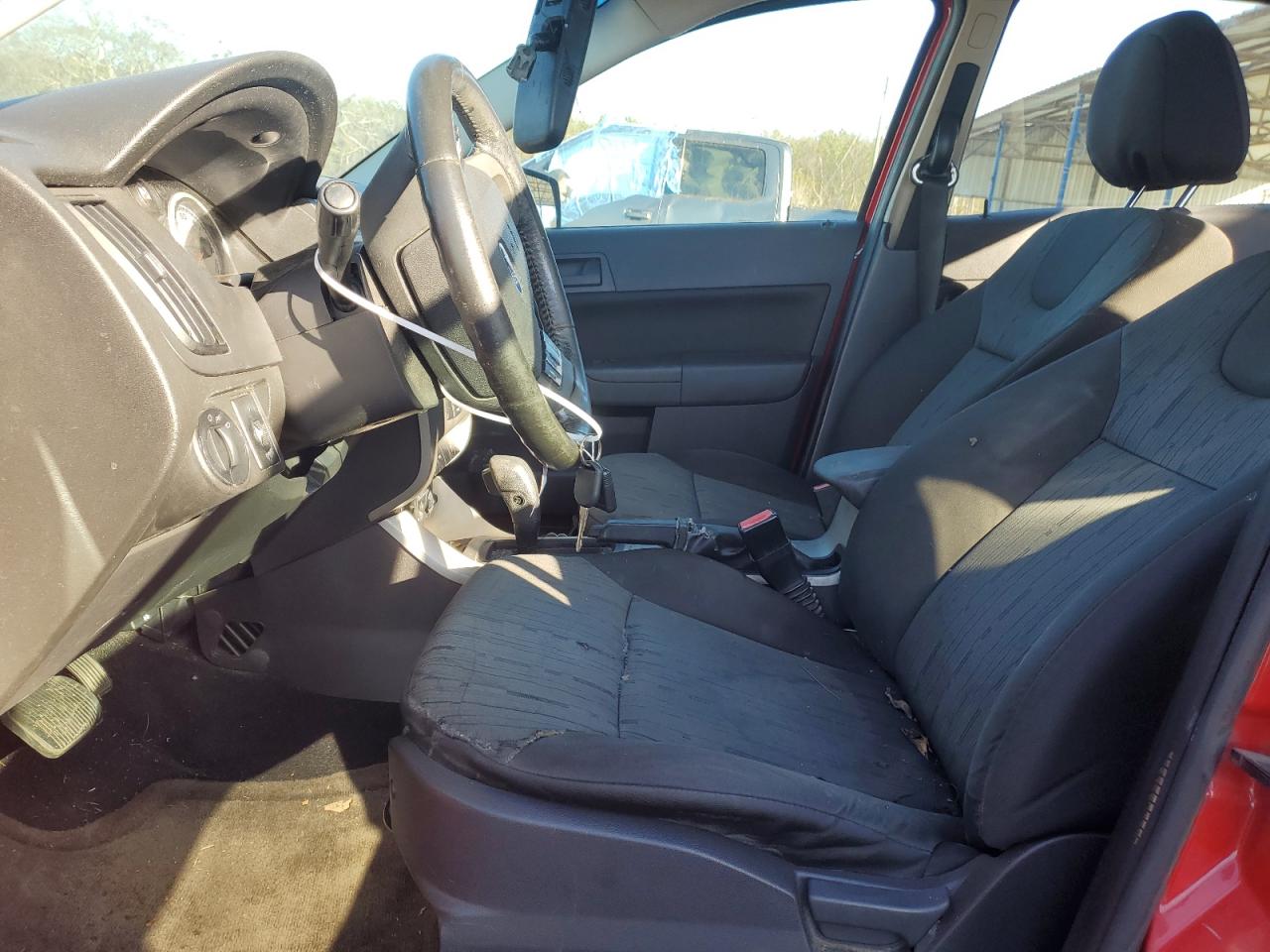 2008 Ford Focus VIN 1FAHP35N58W221659 Copart auction photo, all over damage thumbnail 7