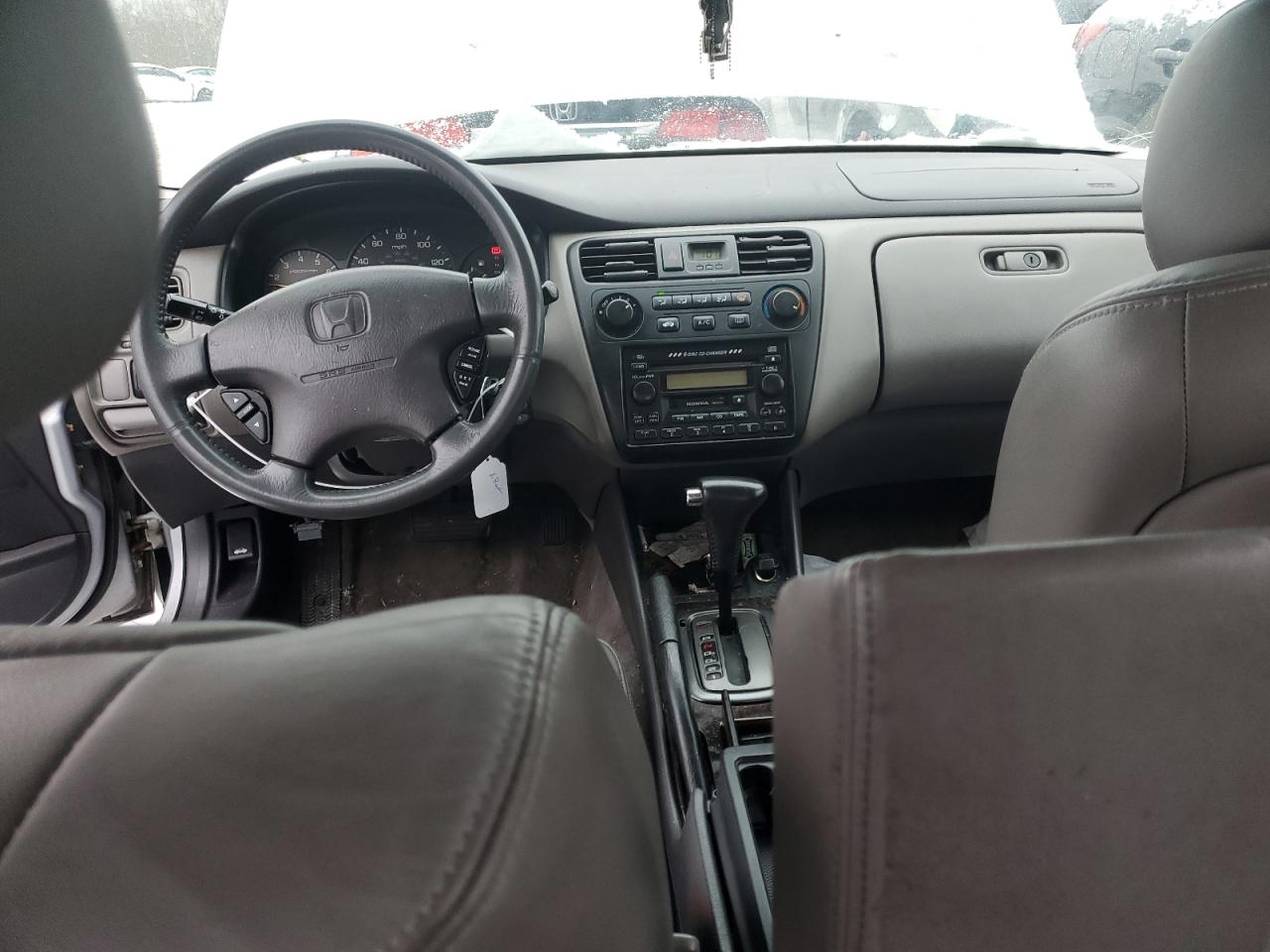 2001 Honda Accord VIN 1HGCG566X1A147649 Copart auction photo, all over damage thumbnail 8