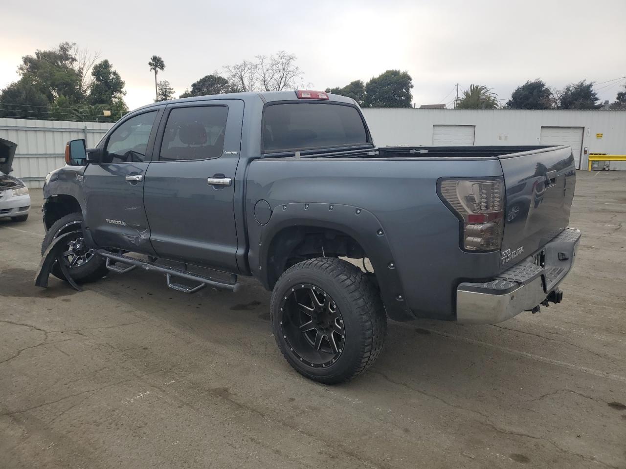 2008 Toyota Tundra VIN 5TFEV58158X047979 Copart auction photo, side / front end damage thumbnail 2