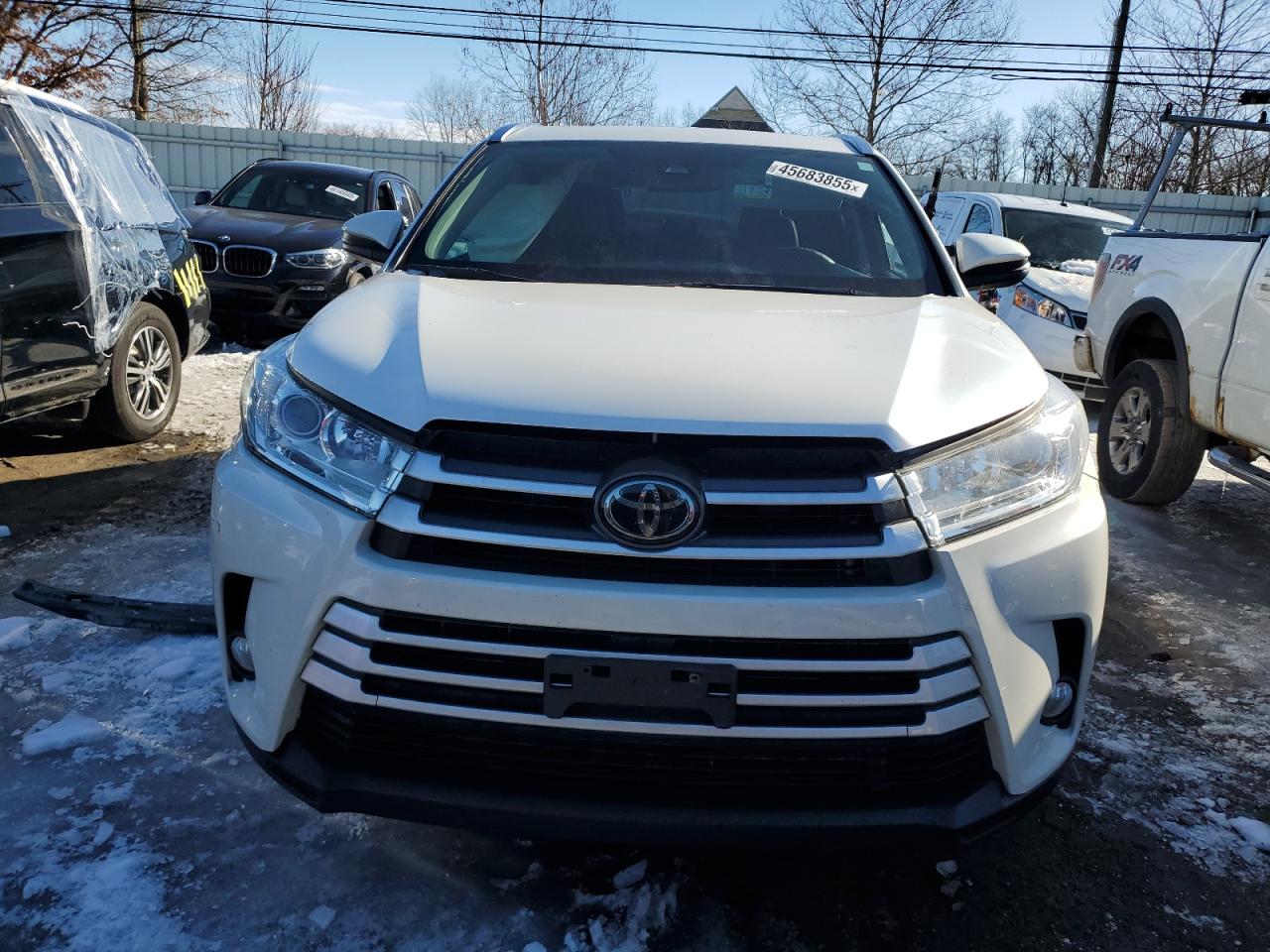 2018 Toyota Highlander VIN 5TDJZRFH0JS846445 Copart auction photo, all over damage thumbnail 5
