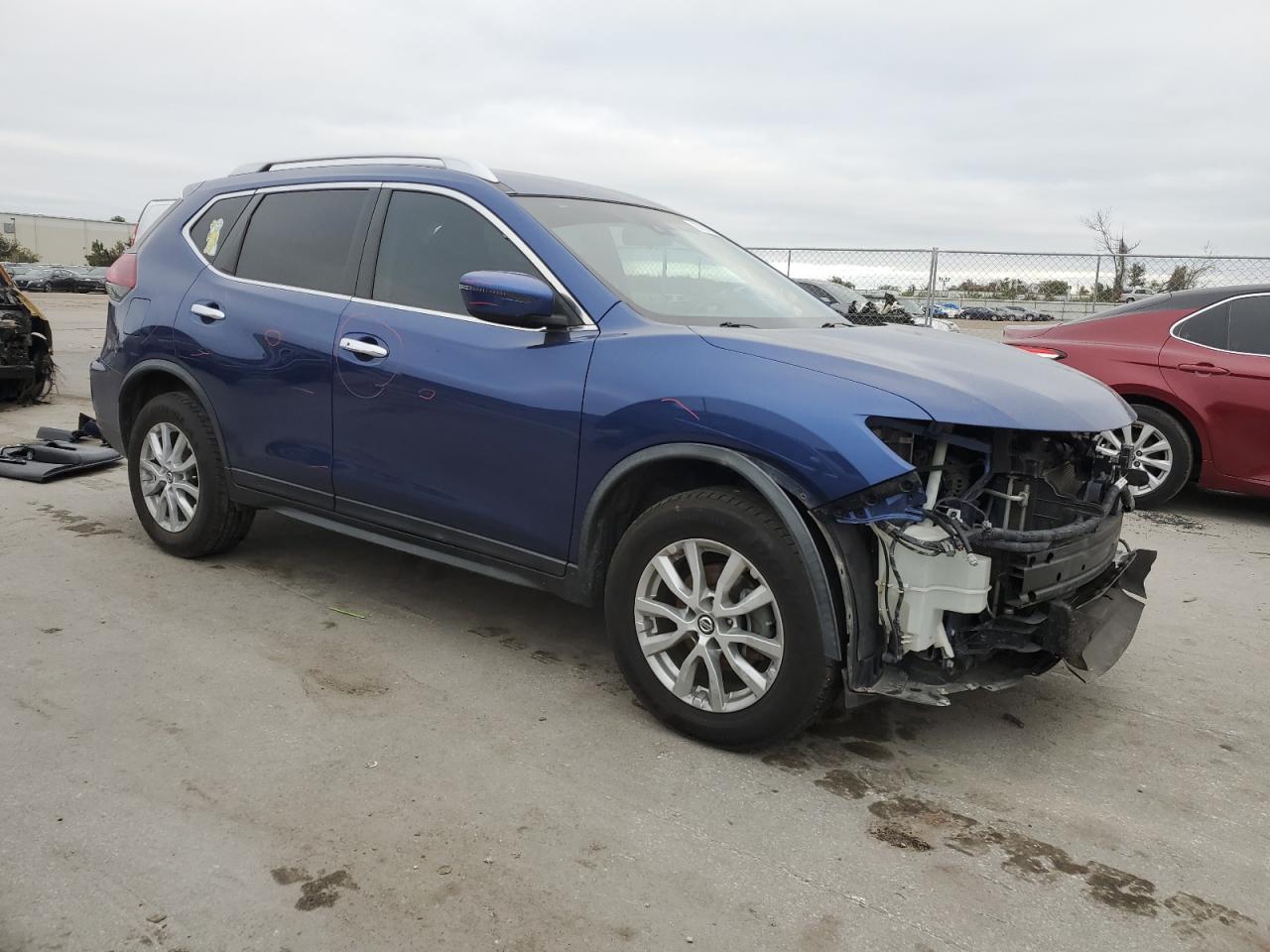 2020 Nissan Rogue VIN KNMAT2MV5LP519456 Copart auction photo, all over damage thumbnail 4