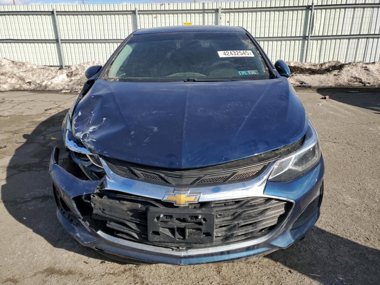 2019 Chevrolet Cruze VIN 1G1BE5SM5K7124226 Copart auction photo, front end / rear end damage thumbnail 5