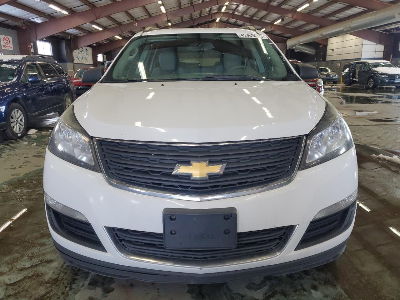 2017 Chevrolet Traverse VIN 1GNKVFED6HJ102649 Copart auction photo, side / minor dent/scratches damage thumbnail 5