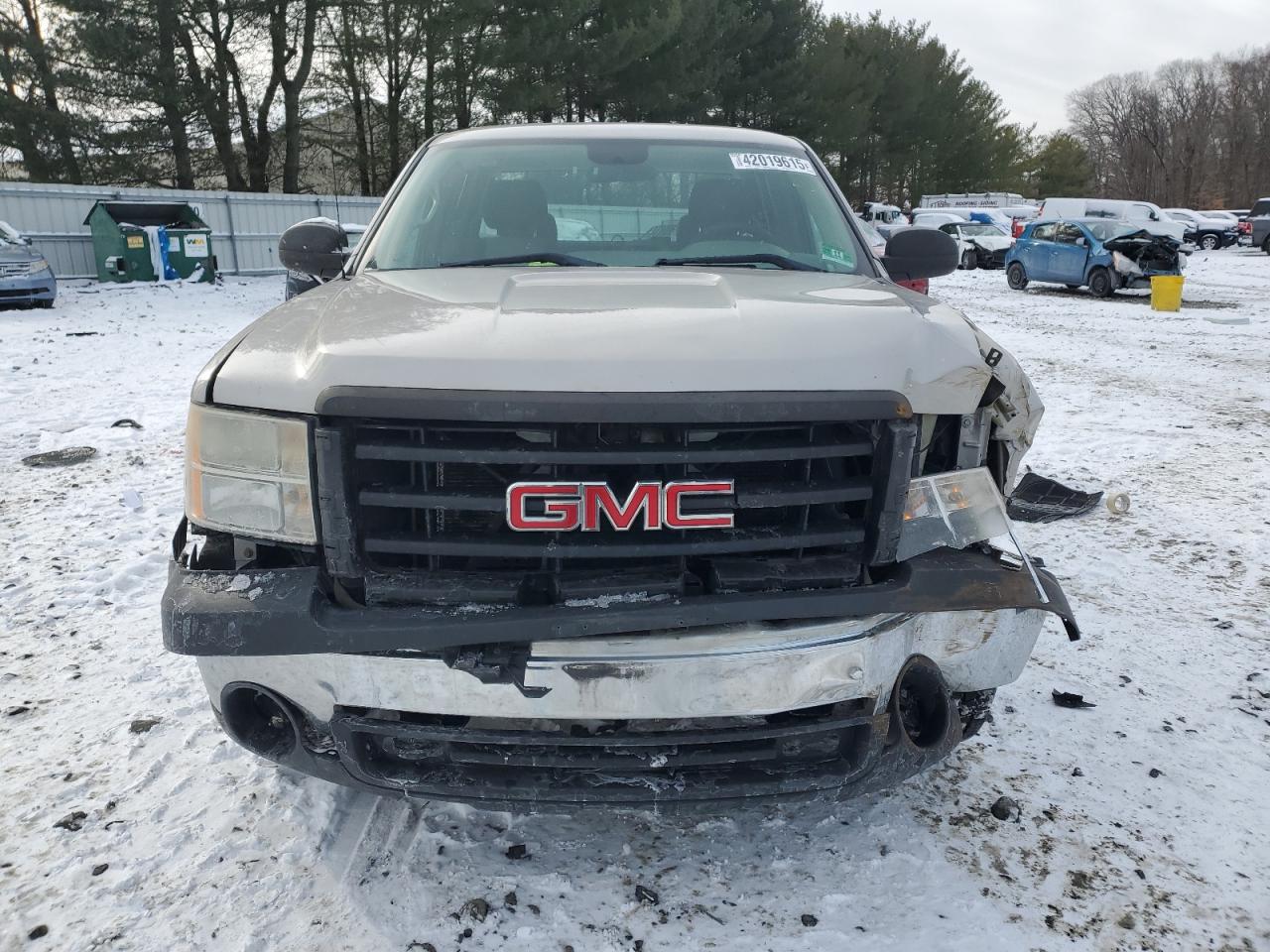 2008 GMC Sierra VIN 2GTEK19J281290758 Copart auction photo, front end damage thumbnail 5