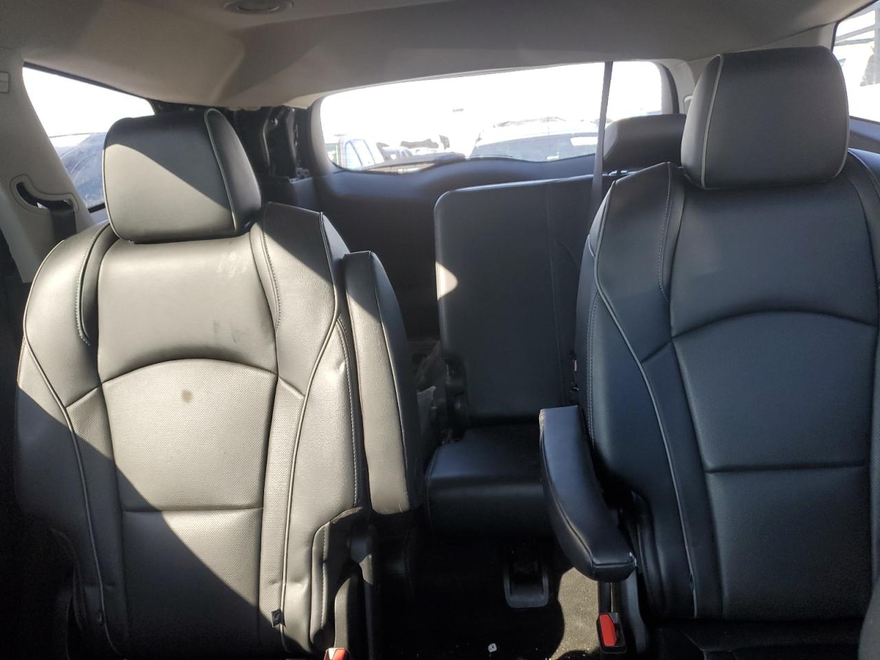 2020 Buick Enclave VIN 5GAEVCKW8LJ243243 Copart auction photo, rear end / minor dent/scratches damage thumbnail 10