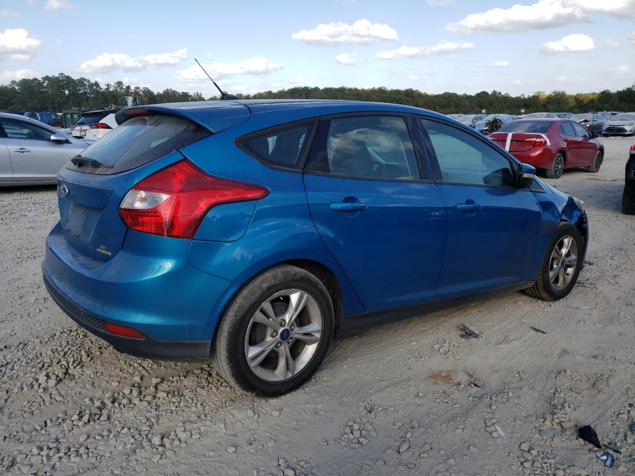2014 Ford Focus VIN 1FADP3K28EL260817 Copart auction photo, front end damage thumbnail 3