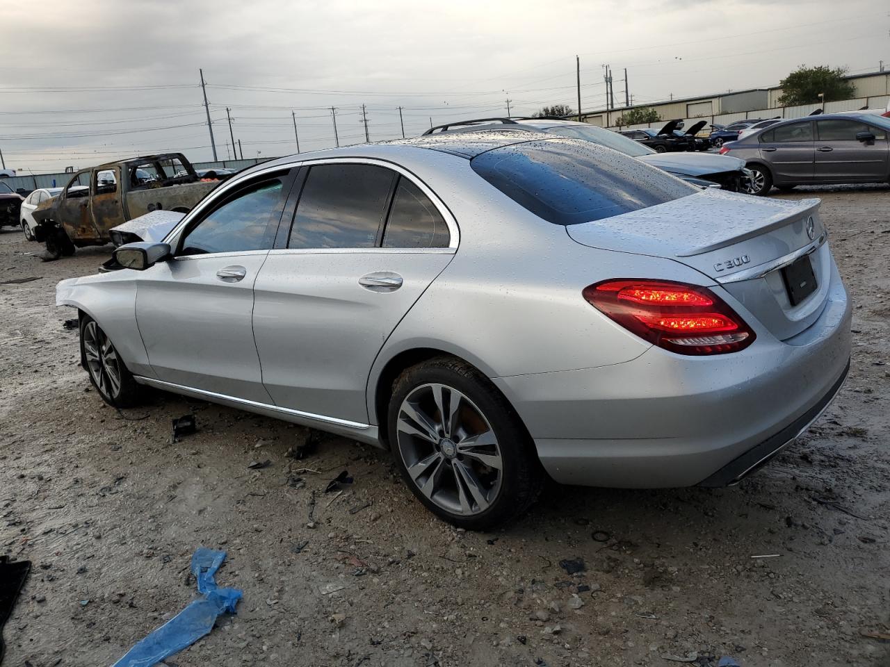 2016 Mercedes-Benz C-klasse VIN 55SWF4KB8GU113395 Copart auction photo, front end / mechanical damage thumbnail 2