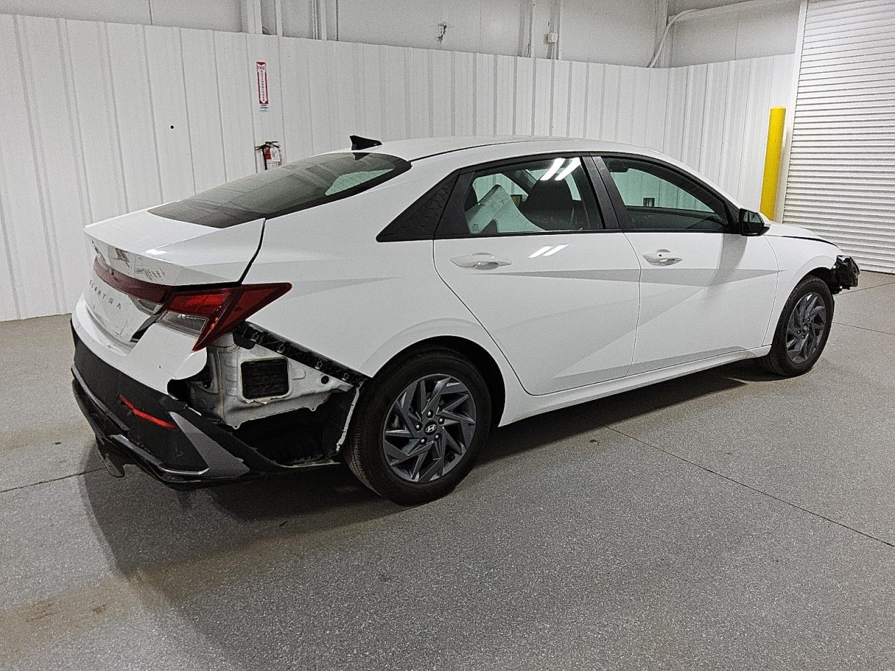 2024 Hyundai Elantra VIN KMHLM4DG0RU672738 Copart auction photo, front end / rear end damage thumbnail 3